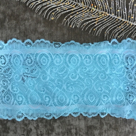 Free People Seamless And Lace Reversible Bandeau - Picture 2 of 8